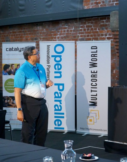 Jim Ang MW2019 OP sign